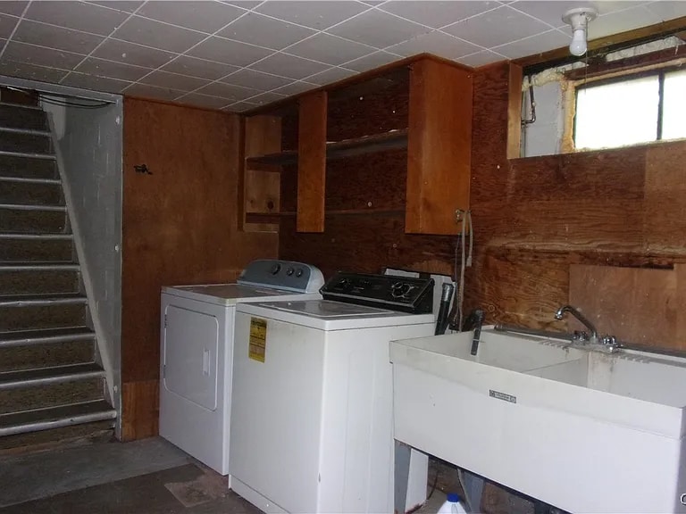 Building Photo - 223 W Molloy Rd