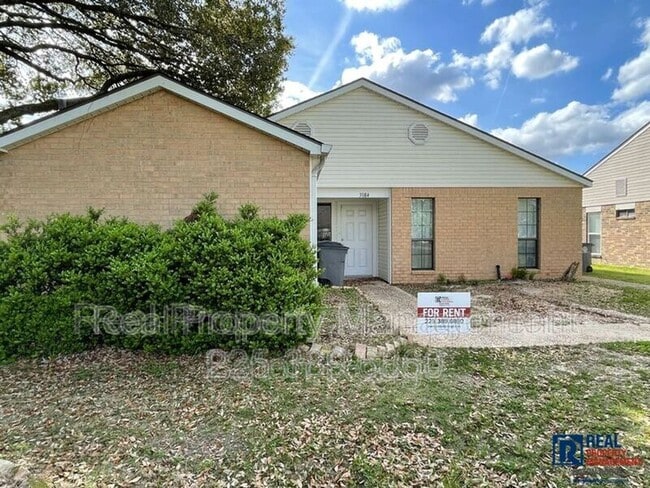 Primary Photo - 5084 Cumberland Cove Dr