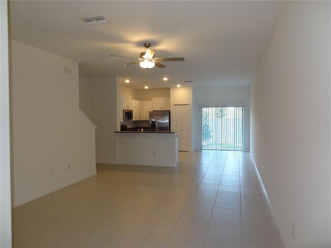 Building Photo - 5220 Forum Blvd