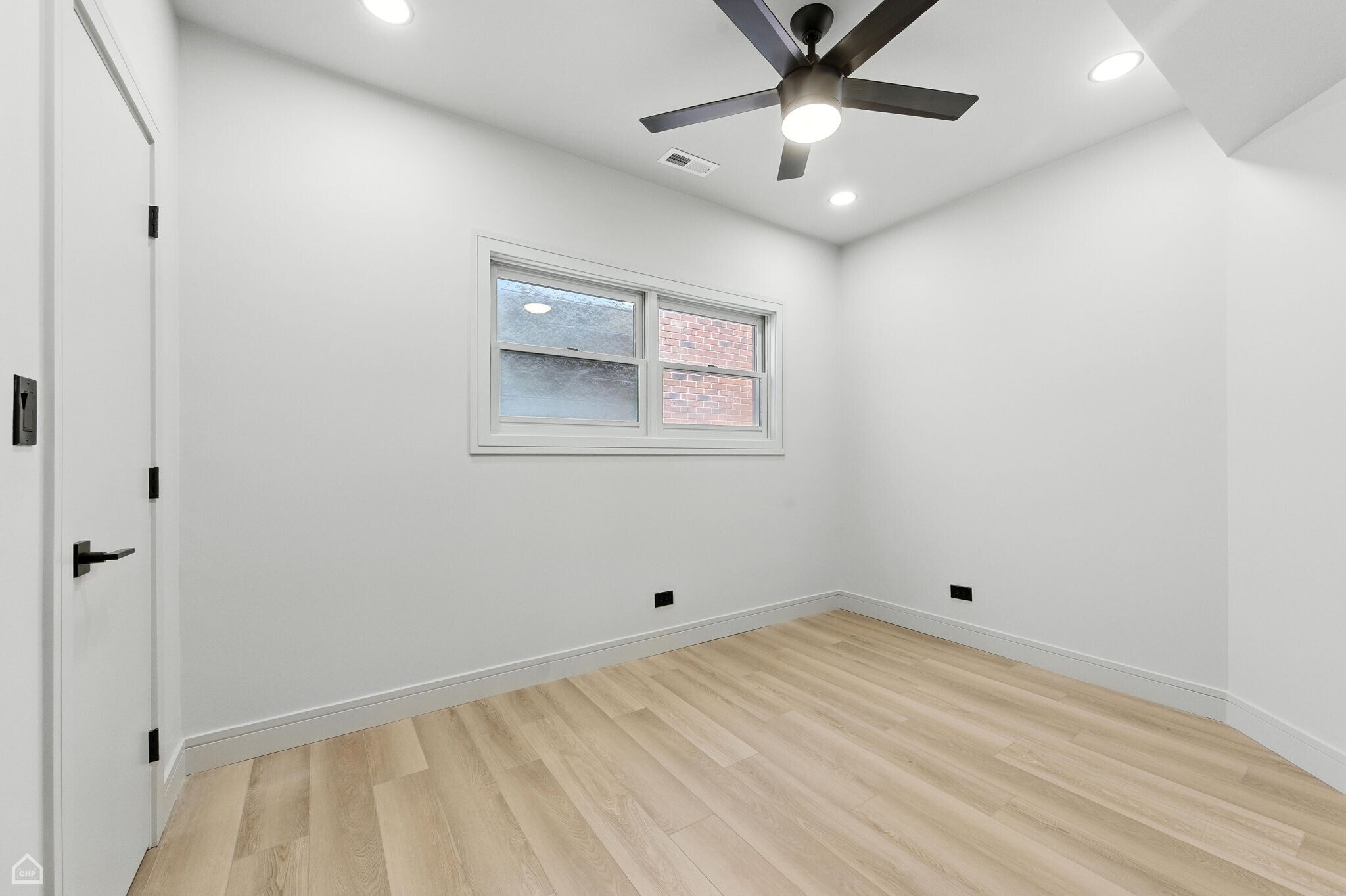 Building Photo - 1238 N Cleaver St