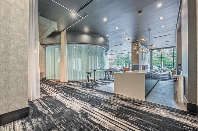 Building Photo - 3324 Peachtree Rd NE