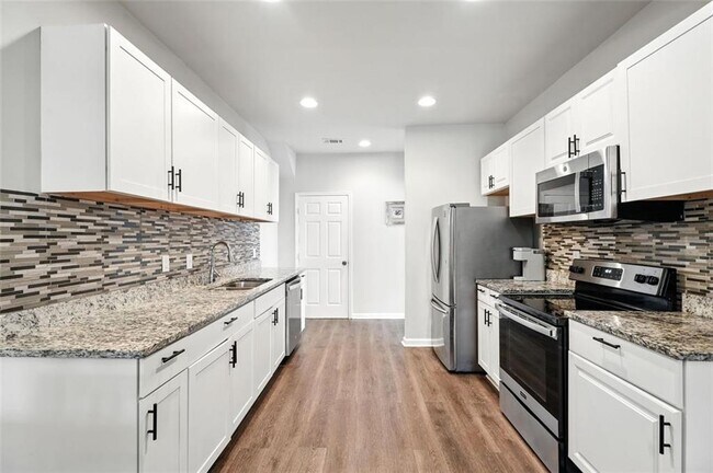 Building Photo - 1585 Archer St SW