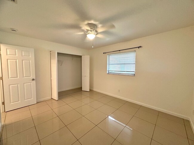 Building Photo - Charming 3 Bed, 2 Bath Pool Home in SE Cap...