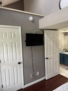 Building Photo - 27 Fall Creek Dr