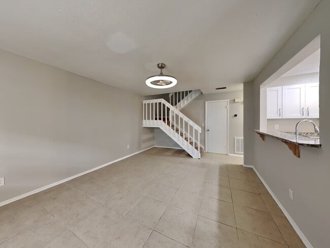 Building Photo - 4412 Prairie Ct