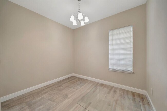 Building Photo - 3824 NW 89th Way