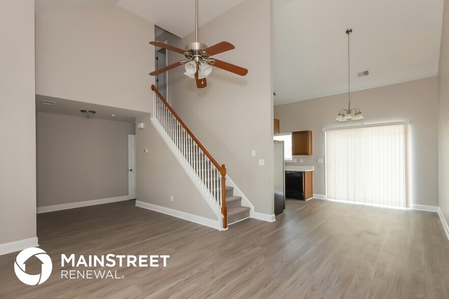 Building Photo - 2701 Amber Crest Dr