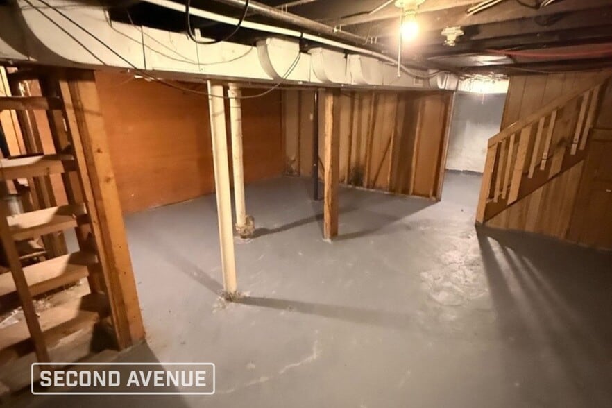 Building Photo - 1168 Champaign Rd