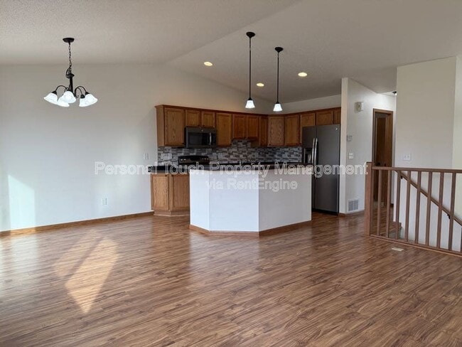 Building Photo - 2380 5th St W