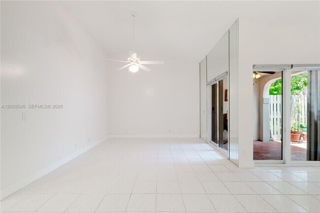 Building Photo - 1482 Springside Dr