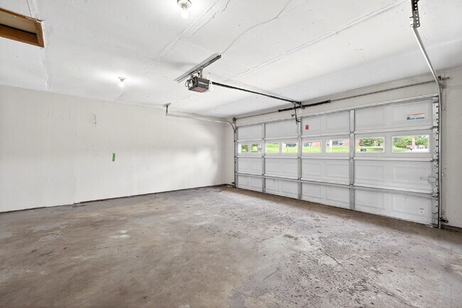 Building Photo - 931 Waycross Rd