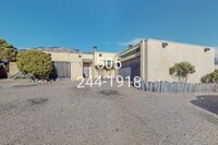 Building Photo - 876 Tramway Ln Ct NE