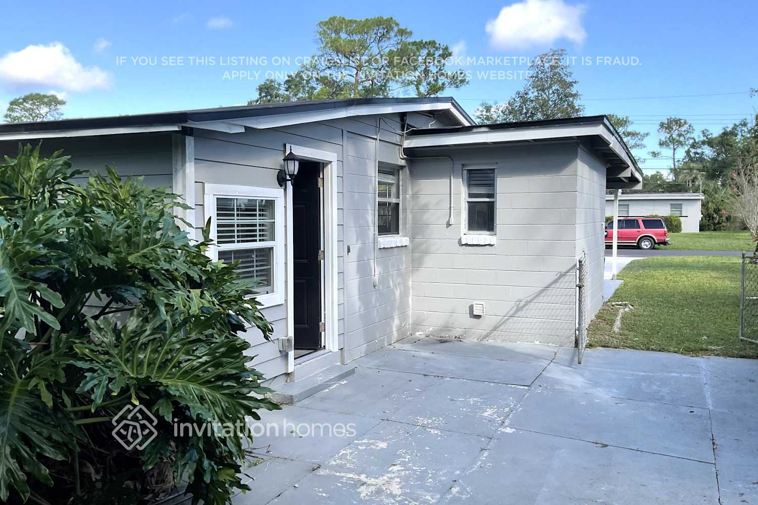 Building Photo - 2430 Wilmont Ave