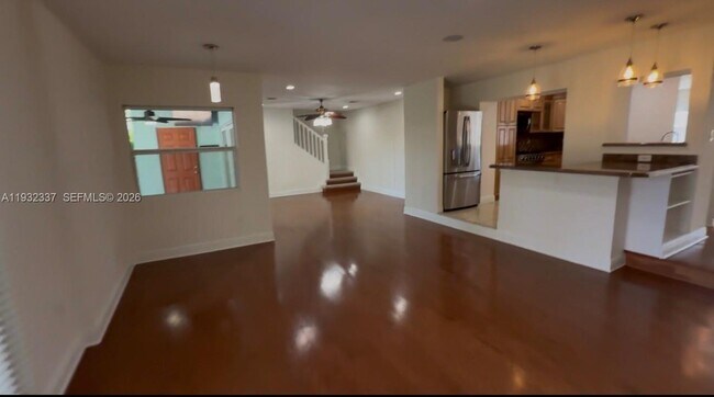 Building Photo - 801 NE 17th St