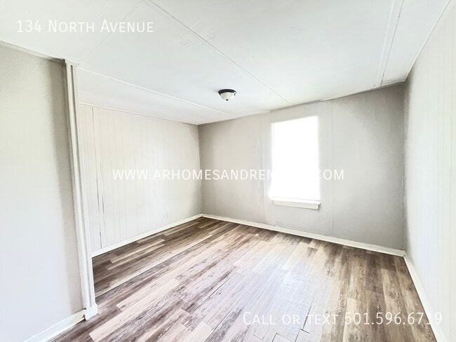 Building Photo - 134 North Ave