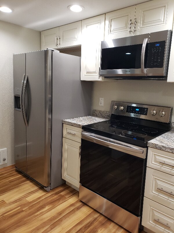 Building Photo - 107 Orchard Park Ln