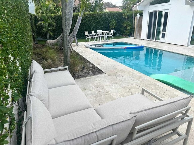 Building Photo - 103 W Sandpiper Cir