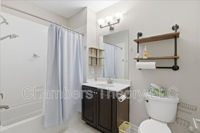 Building Photo - 42392 Soave Dr