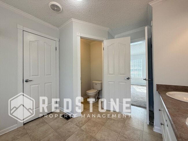 Building Photo - 3340 NC-54