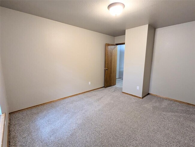 Building Photo - 517 SW 156th St