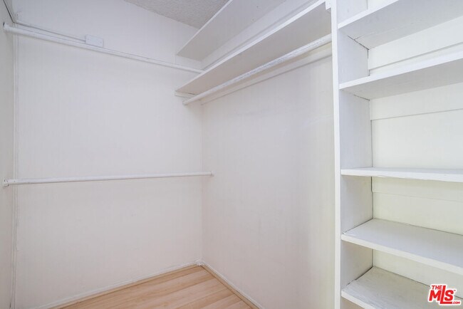 Building Photo - 1230 N Sweetzer Ave