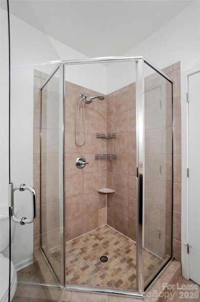 Building Photo - 921 Westbrook Dr