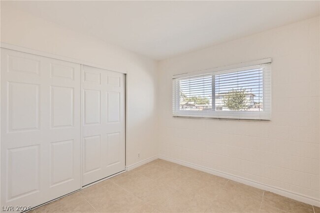 Building Photo - 4820 Marnell Dr