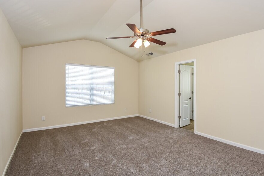 Building Photo - 60 Sharp Way