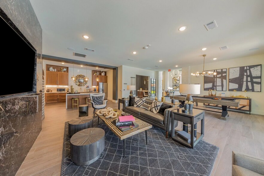 Building Photo - 4835 Usaa Blvd