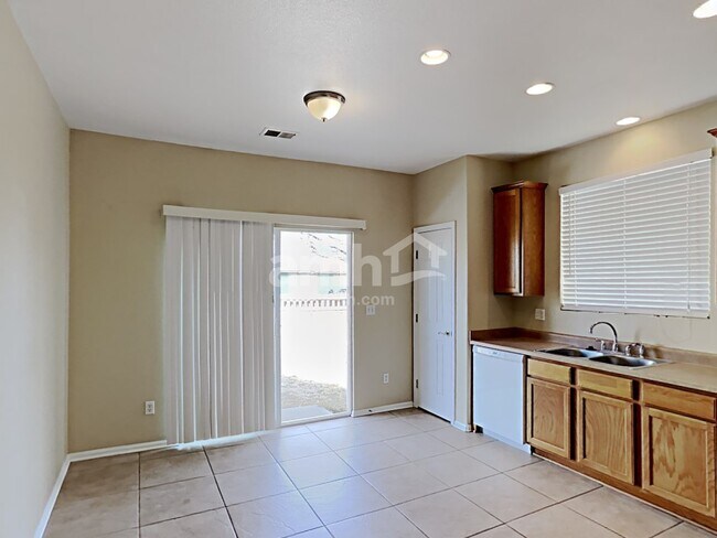 Building Photo - 5067 Sparrow Way