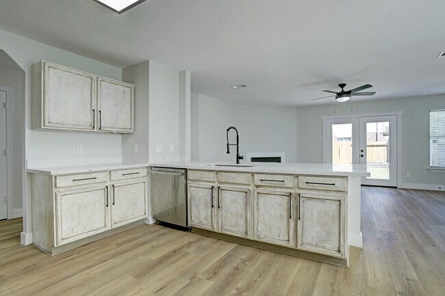 Building Photo - 3203 Wheatmeadow Ct