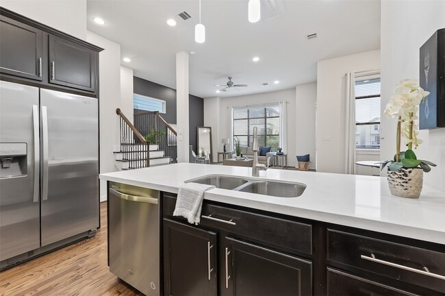 Building Photo - 1508 Beall St