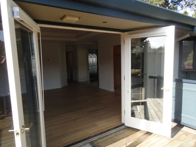 Building Photo - Condo in Active Adult Community