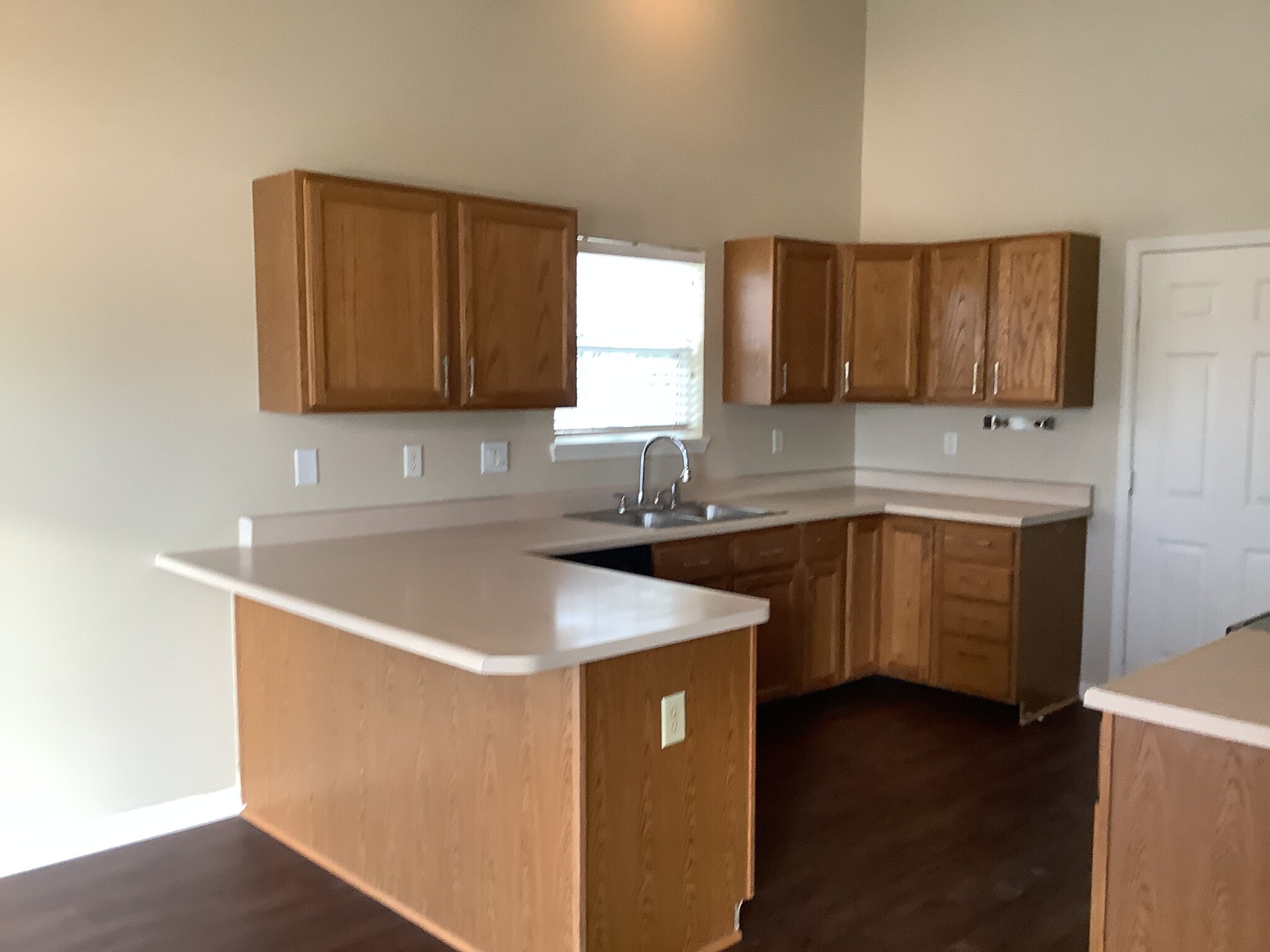 Building Photo - 6002 Candlewick Dr