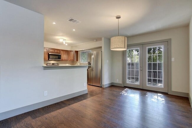 Building Photo - 9415 Quail Meadow Dr