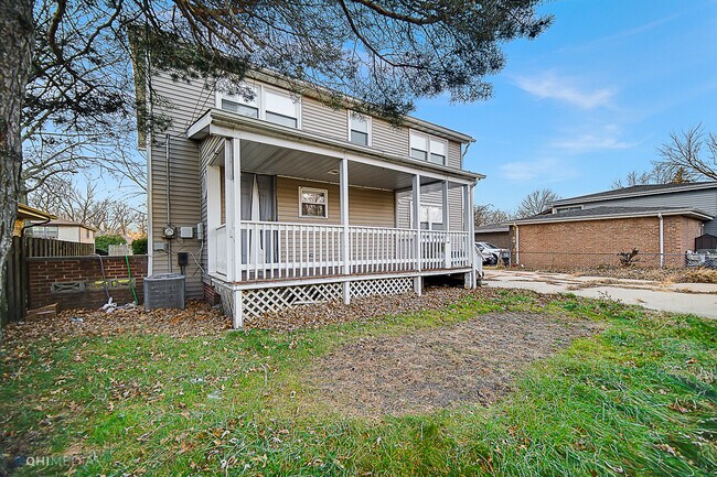 Building Photo - 15231 Waterman Dr