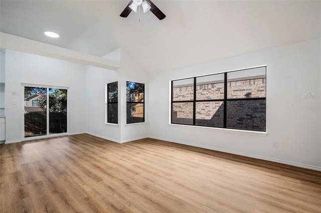 Building Photo - 918 S Old Orchard Ln