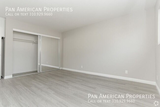 Building Photo - 13919 Coteau Dr