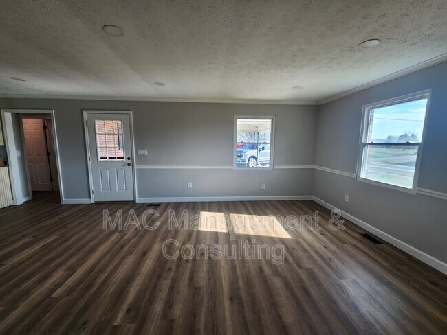 Building Photo - 4680 S Grundy Quarles Hwy