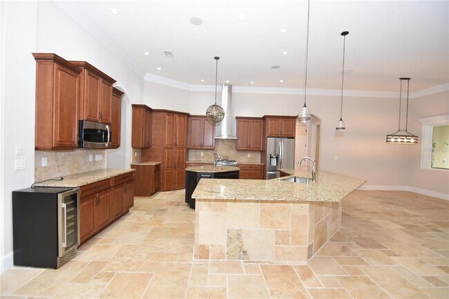Building Photo - 7 Spanish Moss Ct