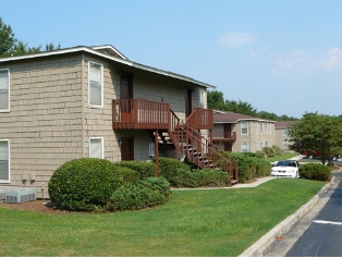 Building Photo - Woodwinds Apartments