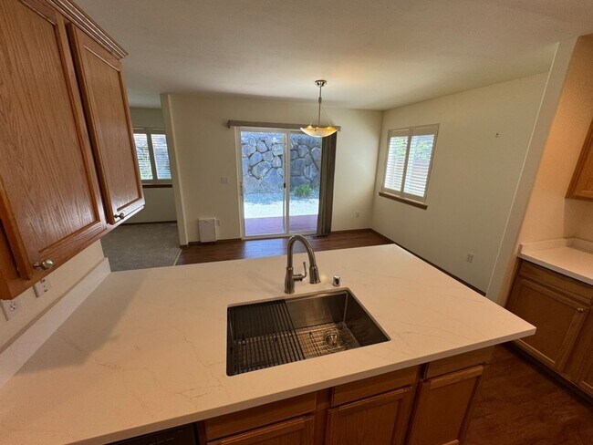 Building Photo - 3Bd/2.5Ba Duvall House