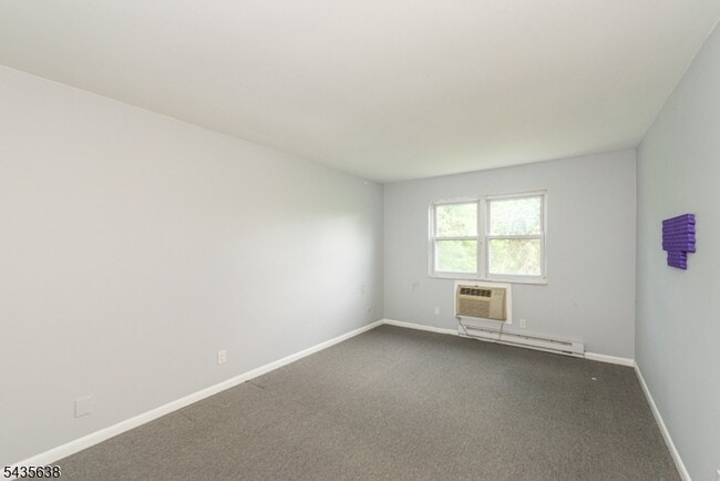 Building Photo - 100 Pierson Miller Dr