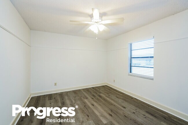 Building Photo - 2535 Arborwood Dr
