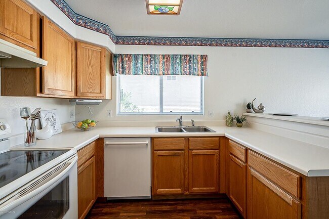 Building Photo - 9116 E Sugar Sumac St