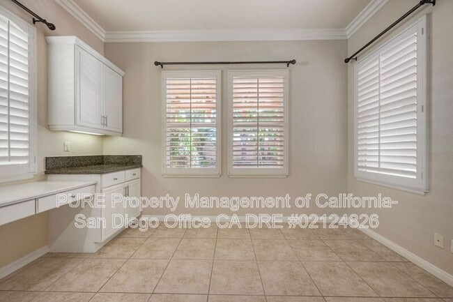 Building Photo - 13073 Dressage Ln