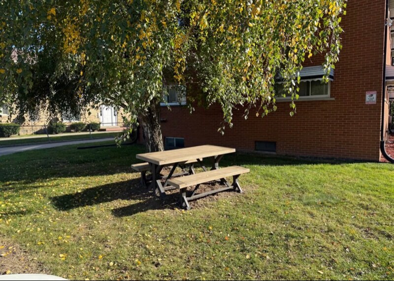 Building Photo - 16461 E 10 Mile Rd