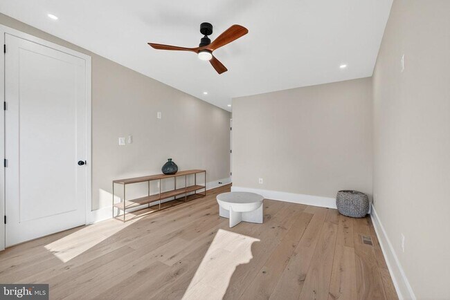 Building Photo - 32 Adams St NW