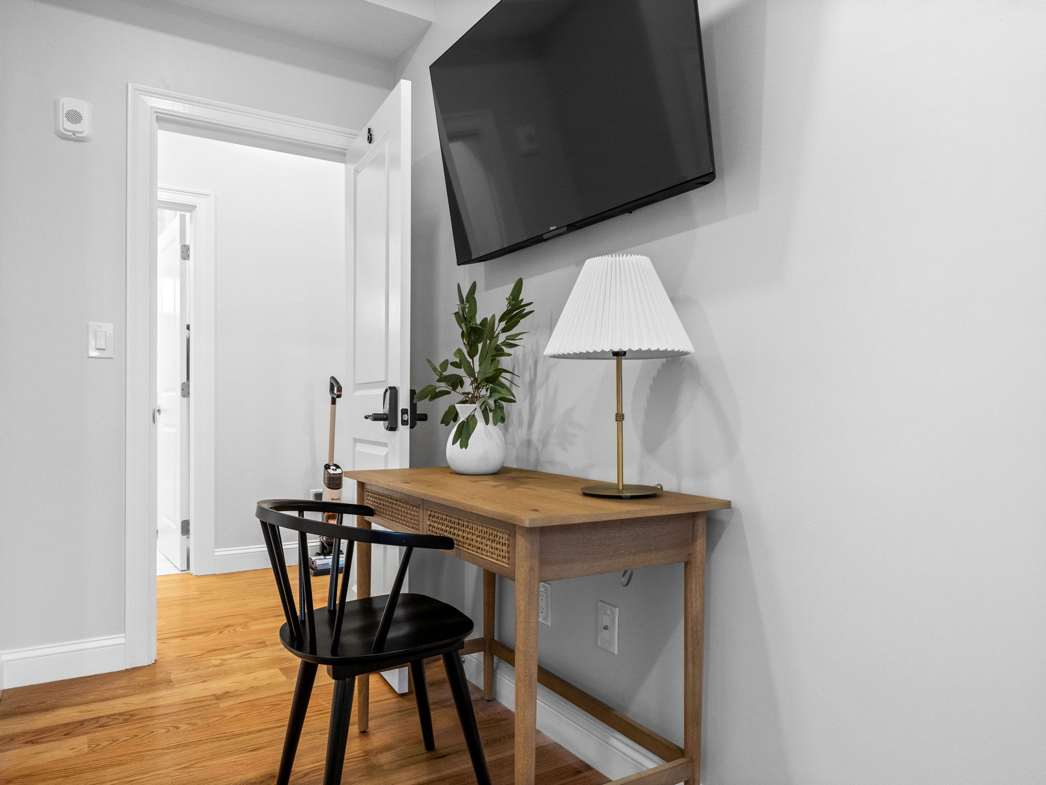 Building Photo - 1 Central Sq