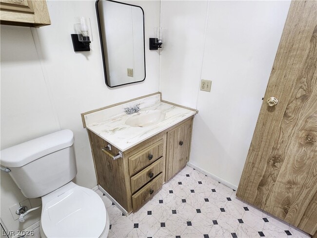 Building Photo - 1111 Hardy Ln